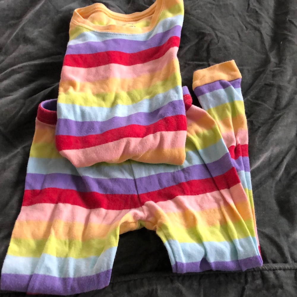 Leveret rainbow pajamas